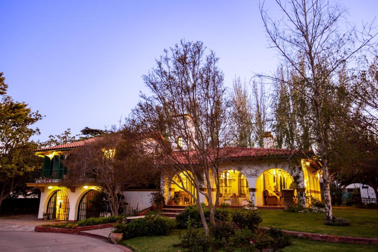 Hotel Casona La Chiquita Chacras de Coria Exterior foto